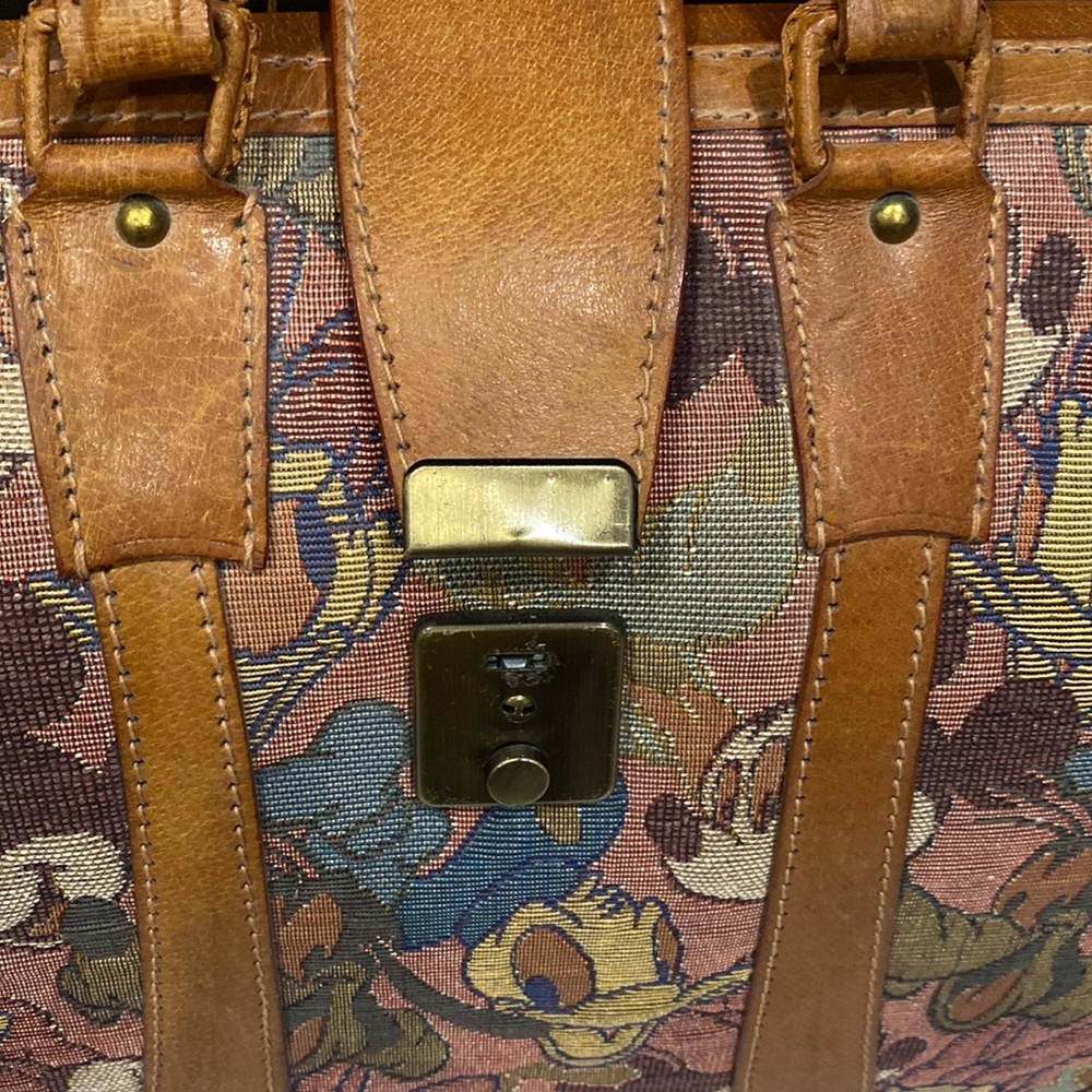 Disney trunk case - Picture 15 of 16